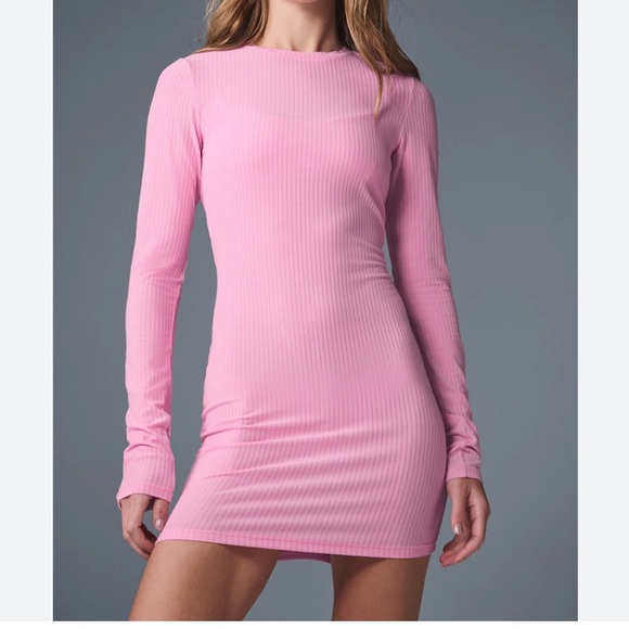 ALO Yoga Dresses & Skirts - ALO Yoga Ribbed Sea Coast Long Sleeve Dress in Sweet Pink size Small NWT